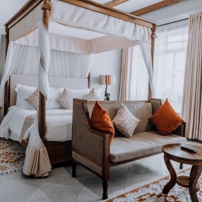 Arusha Airport Lodge room