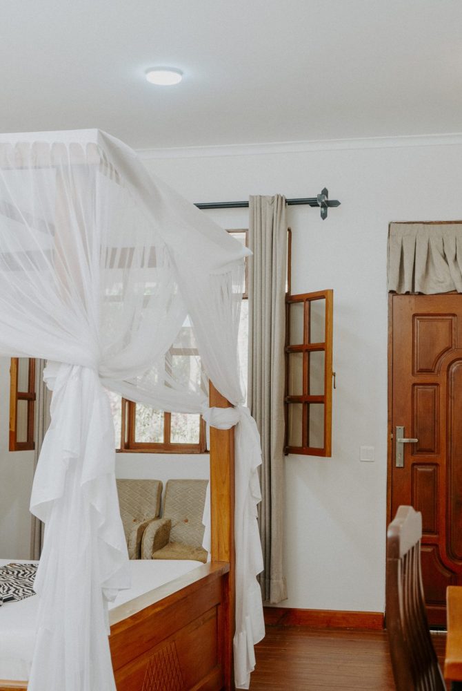 Eileens Inn room
