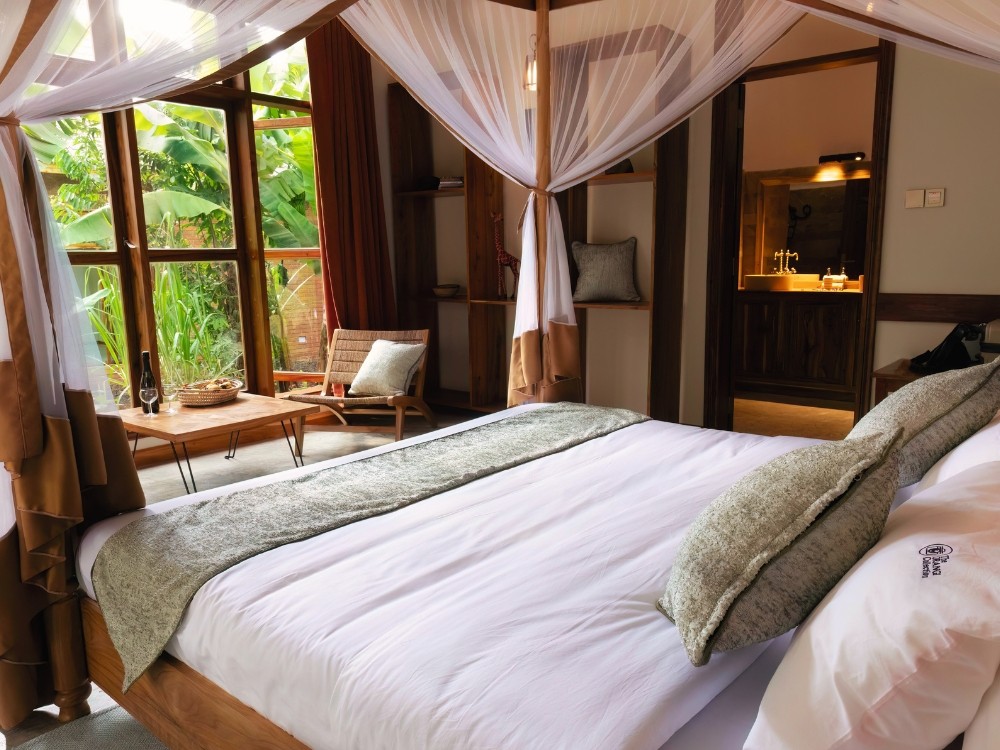 Explorers Lodge bedroom